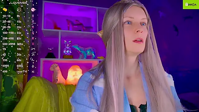 Snapshot of Flash_Summer chatting on 12-14-25, 02:17 Flash Summer online show from 12-14-25, 02:17