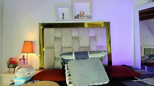 emmy r online show from 01-08-25, 12:05