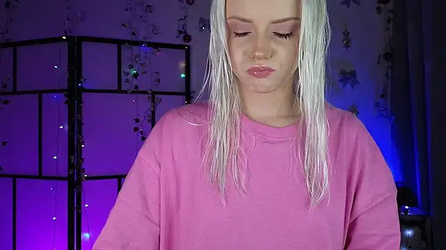 ImBonBon online show from 02-06-25, 04:21