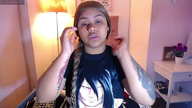 Snapshot of Nahom1_ chatting on 12-04-25, 08:17 Nahom1 online show from 12-04-25, 08:17