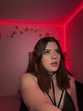 Jullieetta online show from 12-26-24, 06:43