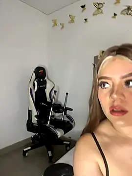 Jullieetta online show from 10-09-25, 11:41