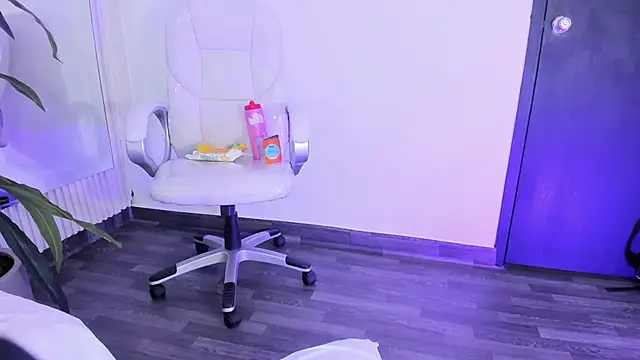 EriKlein online show from 10-08-25, 10:51