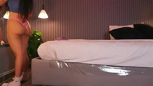 EriKlein online show from 04-13-26, 08:25