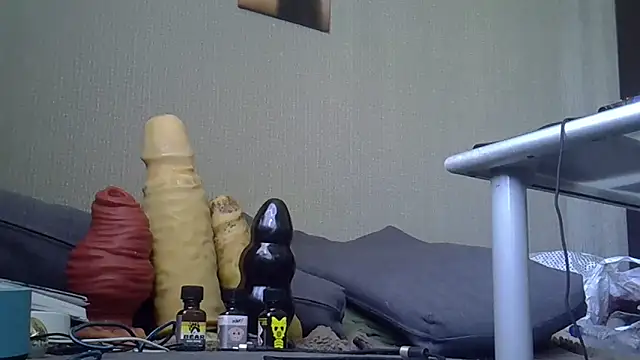 FISTCAMM online show from 09-09-25, 06:13