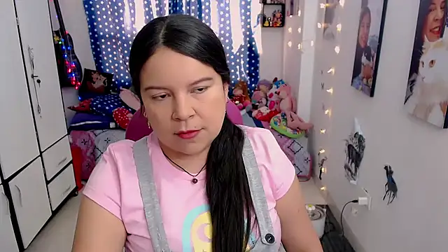 Snapshot of claryssa_ chatting on 01-17-25, 08:44 claryssa online show from 01-17-25, 08:44