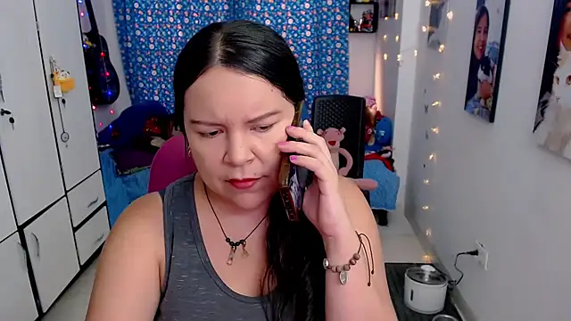 Snapshot of claryssa_ chatting on 09-15-25, 07:58 claryssa online show from 09-15-25, 07:58