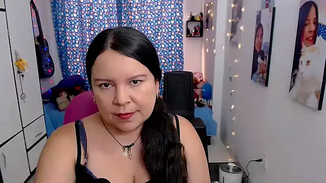 Snapshot of claryssa_ chatting on 09-30-25, 08:14 claryssa online show from 09-30-25, 08:14