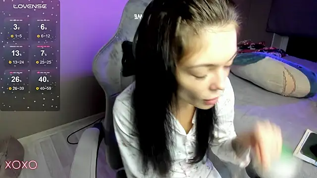 Snapshot of Mariella_Adamss chatting on 11-29-25, 01:58 Mariella Adamss online show from 11-29-25, 01:58