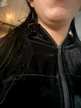 Snapshot of emily_rosse04 chatting on 11-26-25, 01:01 emily rosse04 online show from 11-26-25, 01:01