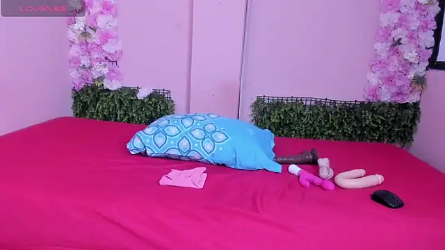 Snapshot of grandmother_milf chatting on 10-04-25, 08:07 grandmother milf online show from 10-04-25, 08:07