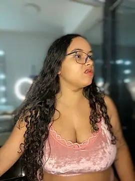 CurlyGirl 1 online show from 12-05-24, 12:00