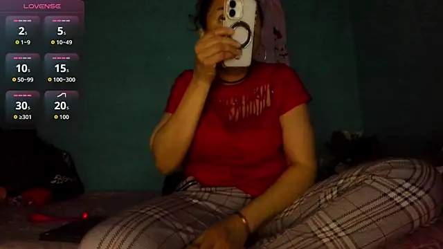 Snapshot of SheraHadee chatting on 12-03-25, 01:02 SheraHadee online show from 12-03-25, 01:02