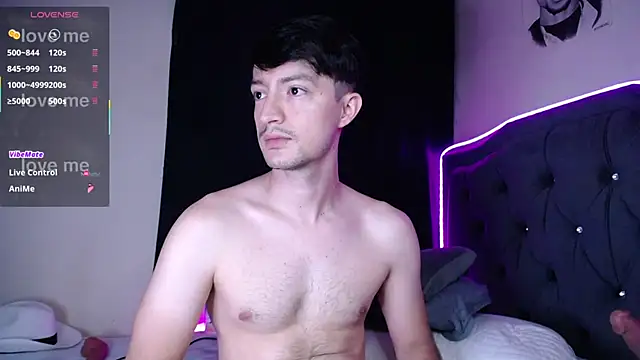 Snapshot of henry_diiaz chatting on 10-29-25, 07:10 henry diiaz online show from 10-29-25, 07:10