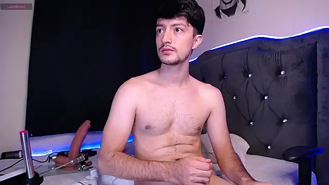 Snapshot of henry_diiaz chatting on 11-11-25, 07:52 henry diiaz online show from 11-11-25, 07:52