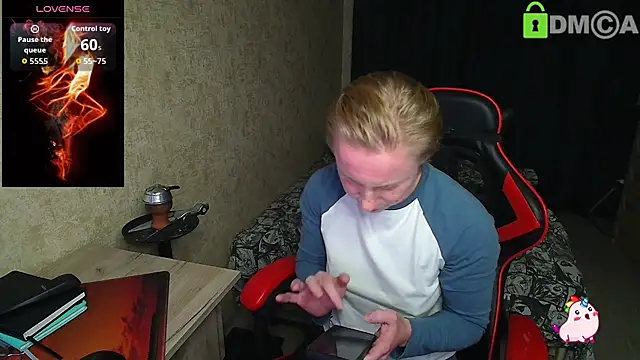 Alexis Gordon online show from 09-23-25, 04:21