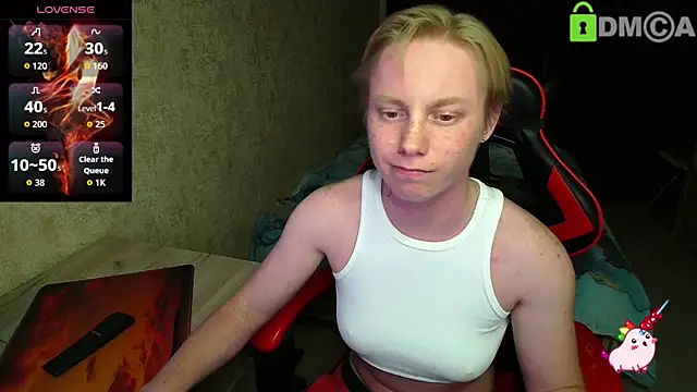 Snapshot of Alexis_Gordon chatting on 10-05-25, 08:18 Alexis Gordon online show from 10-05-25, 08:18