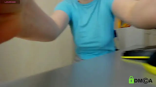 Snapshot of Melissa_Wells chatting on 02-26-25, 08:54 Melissa Wells online show from 02-26-25, 08:54