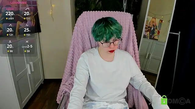 Snapshot of Melissa_Wells chatting on 03-14-25, 01:35 Melissa Wells online show from 03-14-25, 01:35