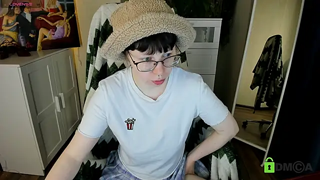 Snapshot of Melissa_Wells chatting on 09-12-25, 10:32 Melissa Wells online show from 09-12-25, 10:32