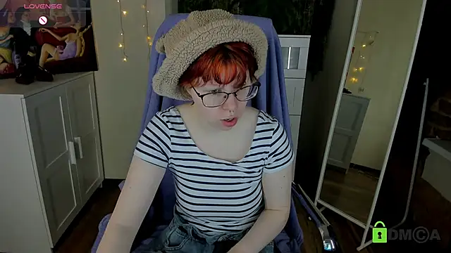 Melissa Wells online show from 11-12-25, 03:45