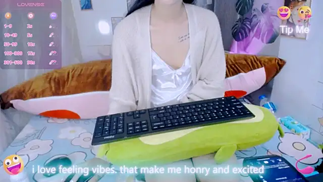 Ly   online show from 03-05-26, 03:02