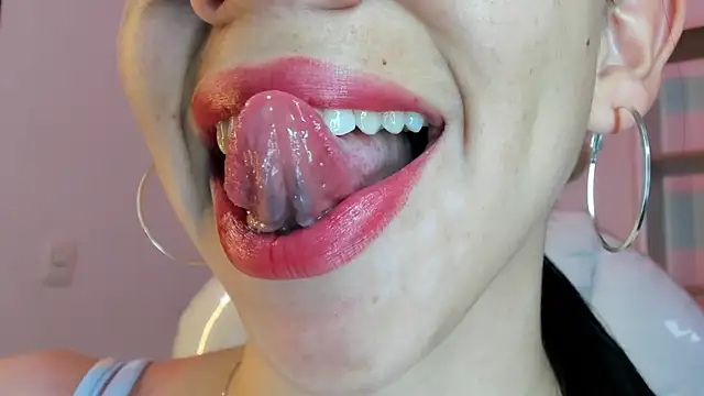 Katty mouth online show from 06-11-26, 06:06