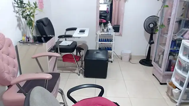 titsbiglovers online show from 04-15-26, 07:21