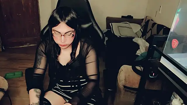 evelyntvsexy online show from 07-26-26, 02:02