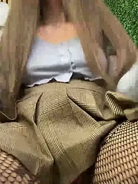 Snapshot of Deonta_ chatting on 02-13-25, 04:22 Deonta online show from 02-13-25, 04:22