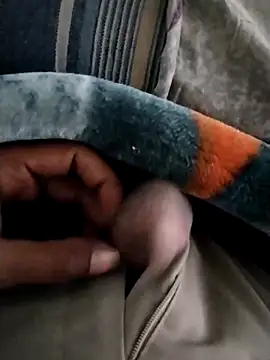 Snapshot of Monster_Bigdick chatting on 01-07-25, 06:27 Monster Bigdick online show from 01-07-25, 06:27