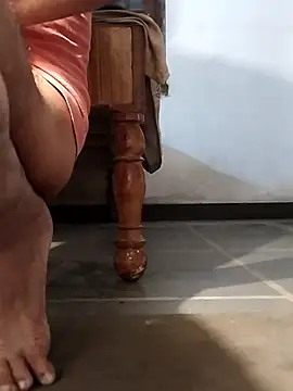 Snapshot of Monster_Bigdick chatting on 12-03-25, 05:00 Monster Bigdick online show from 12-03-25, 05:00