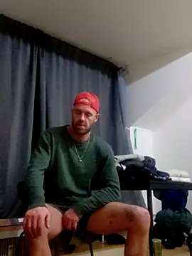 Snapshot of eltoulou chatting on 02-17-25, 11:20 eltoulou online show from 02-17-25, 11:20