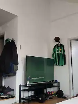 Snapshot of eltoulou chatting on 03-02-25, 06:27 eltoulou online show from 03-02-25, 06:27