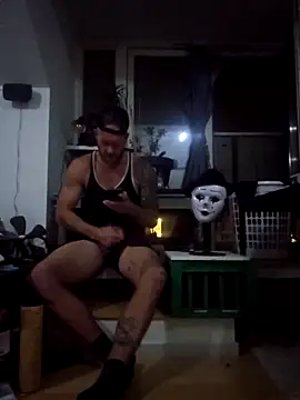 Snapshot of eltoulou chatting on 09-11-25, 07:58 eltoulou online show from 09-11-25, 07:58