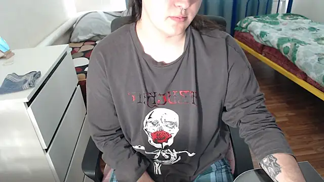 EvaMiron online show from 10-06-25, 09:51