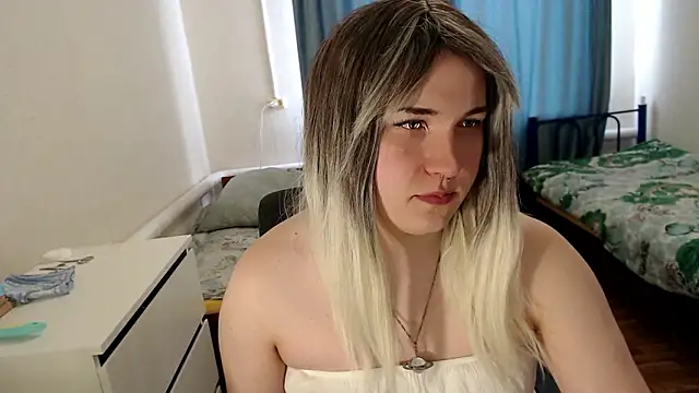 EvaMiron online show from 03-05-26, 09:38