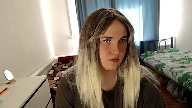 EvaMiron online show from 04-18-26, 09:35