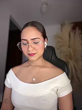 gretta kler1 online show from 01-06-26, 09:39