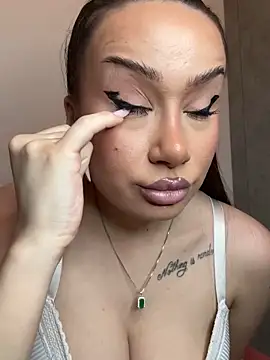 deliaroyal online show from 03-02-25, 04:21