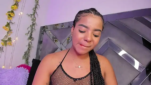 Iris hott1 online show from 01-16-25, 02:41