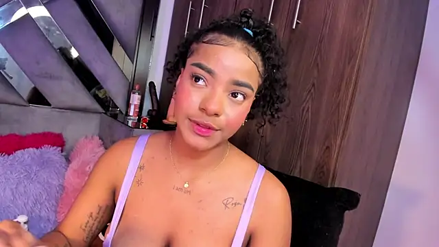 Iris hott1 online show from 01-29-25, 04:26