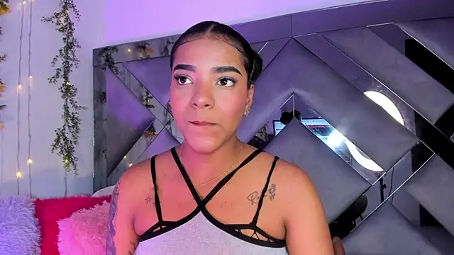 Iris hott1 online show from 02-27-25, 01:38