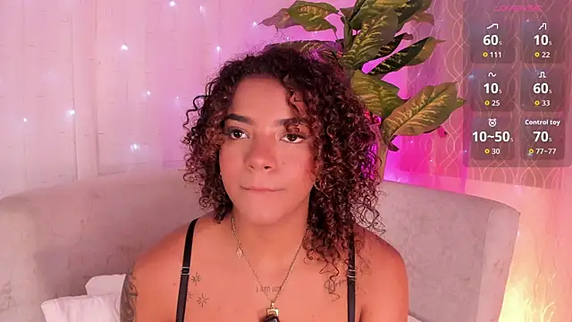 Iris hott1 online show from 09-23-25, 02:36