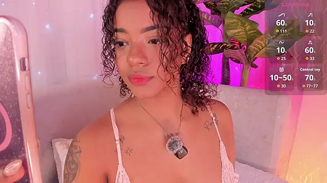 Iris hott1 online show from 10-09-25, 02:09