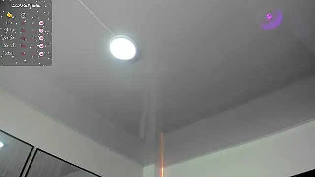 natalia curvy1 online show from 02-28-25, 05:37