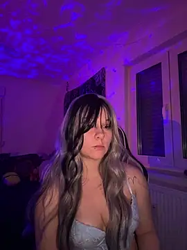 Snapshot of kinkygirl420x chatting on 03-03-25, 09:15 kinkygirl420x online show from 03-03-25, 09:15