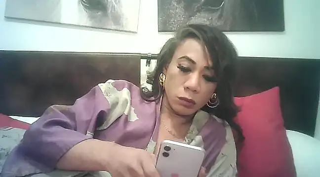 Snapshot of CaramelDipper chatting on 12-25-24, 06:31 CaramelDipper online show from 12-25-24, 06:31