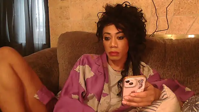 Snapshot of CaramelDipper chatting on 03-07-26, 06:49 CaramelDipper online show from 03-07-26, 06:49