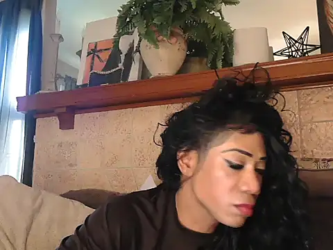 Snapshot of CaramelDipper chatting on 03-10-26, 07:30 CaramelDipper online show from 03-10-26, 07:30